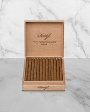 
                      
                        Load image into Gallery viewer, Davidoff Mini Cigarillos GOLD
                      
                    