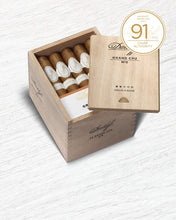 
                      
                        Load image into Gallery viewer, Davidoff Grand Cru No. 5
                      
                    