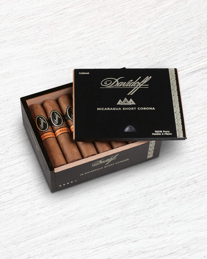 Davidoff Nicaragua Short Corona