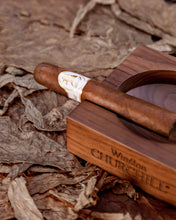 
                      
                        Load image into Gallery viewer, Davidoff Winston Churchill Robusto
                      
                    