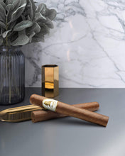 
                      
                        Load image into Gallery viewer, Davidoff Winston Churchill Toro
                      
                    
