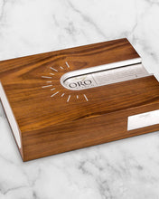 
                      
                        Load image into Gallery viewer, Davidoff Oro Blanco
                      
                    