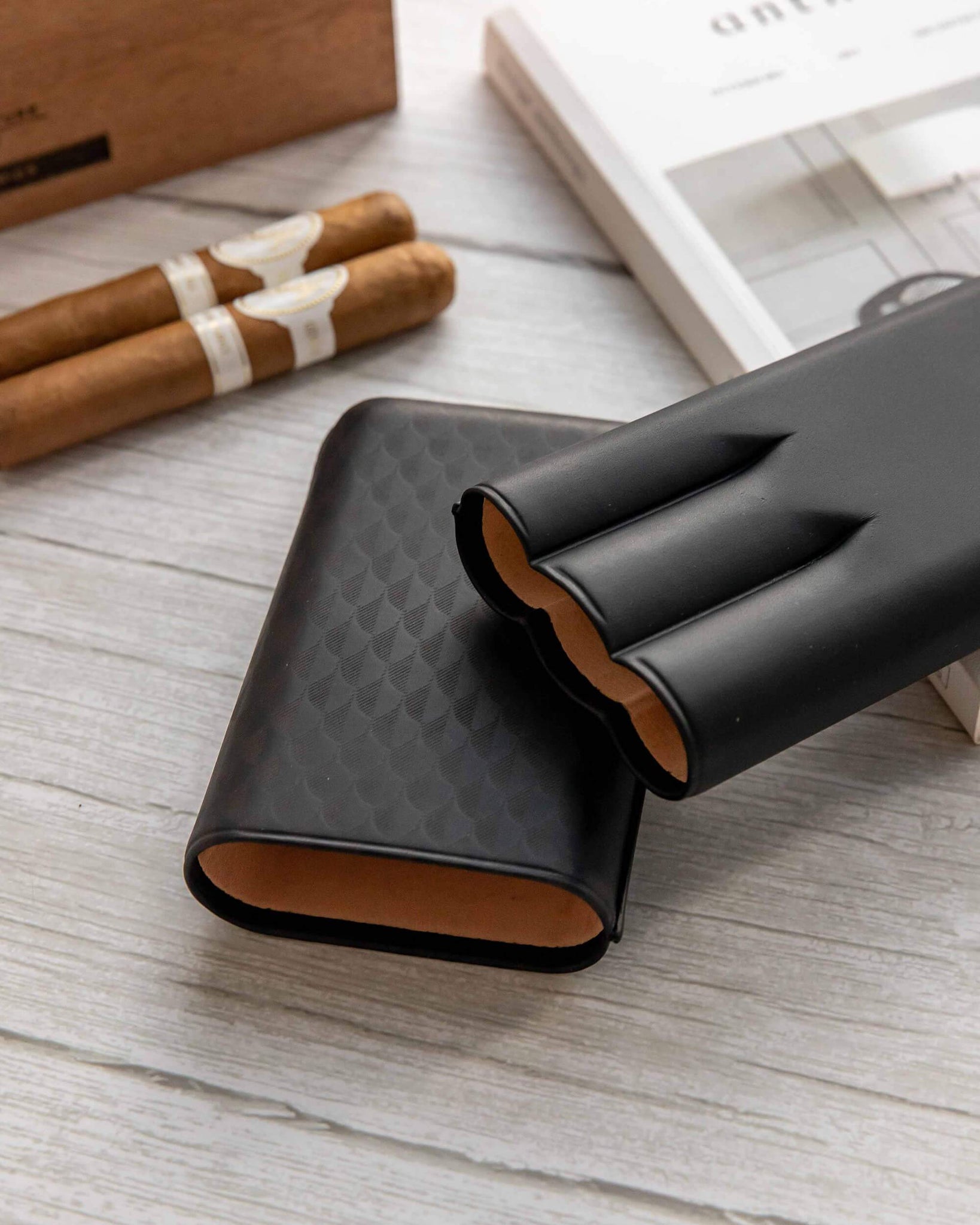 Davidoff Cigar Case XL2 Brown Leather Curing – Lighters Direct