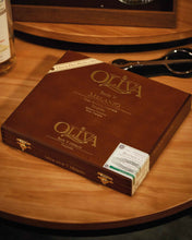 
                      
                        Load image into Gallery viewer, Oliva Serie V Melanio Torpedo
                      
                    