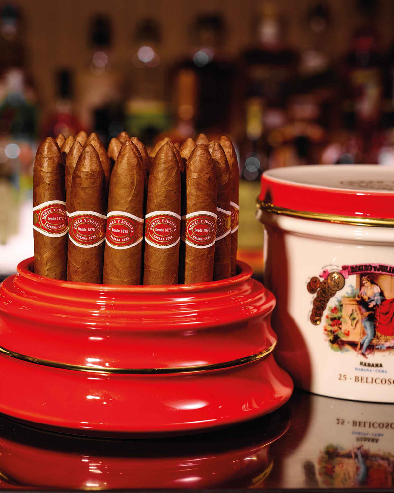 Romeo y Julieta Belicosos Exclusive Italy Jar