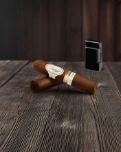 
                      
                        Load image into Gallery viewer, Davidoff 702 Series Aniversario Entreacto
                      
                    