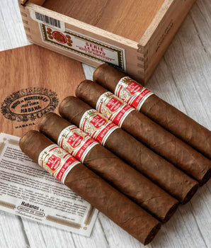 Hoyo de Monterrey Le Hoyo de Río Seco