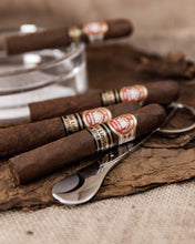 
                      
                        Load image into Gallery viewer, H. Upmann Propios Edición Limitada 2018
                      
                    