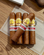 
                      
                        Load image into Gallery viewer, Bolívar Short Bolívar Edición Regional Andorra 2017
                      
                    