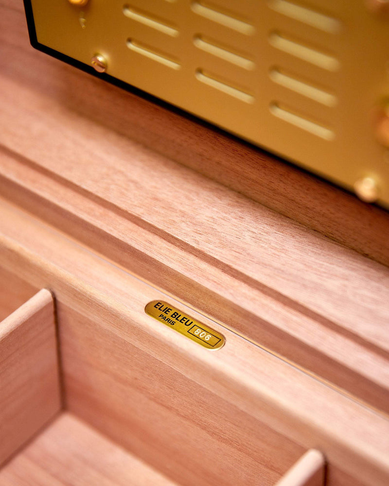 Elie Bleu "Flor de Alba" Black Sycamore Humidor (75 Cigars)