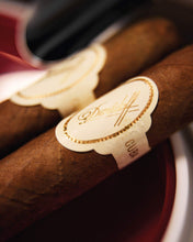 
                      
                        Load image into Gallery viewer, Davidoff 2000 (Vintage Cuban) (5 Cigars/pack)
                      
                    