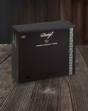 
                      
                        Load image into Gallery viewer, Davidoff Yamasá Robusto (Tubos)
                      
                    
