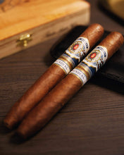 
                      
                        Load image into Gallery viewer, Alec Bradley Mundial Punta Lanza No.7
                      
                    