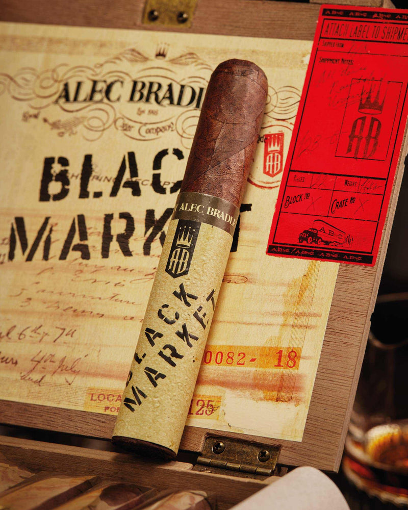 Alec Bradley Black Market Robusto