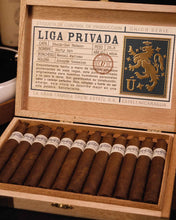 
                      
                        Load image into Gallery viewer, Drew Estate Liga Privada Unico Serie Dirty Rat
                      
                    