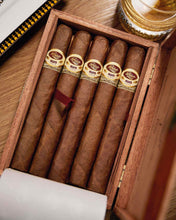 
                      
                        Load image into Gallery viewer, Padron 1926 No. 1 Natural
                      
                    