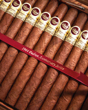 
                      
                        Load image into Gallery viewer, Padron 1964 Anniversary Superior Natural
                      
                    
