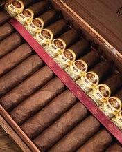 
                      
                        Load image into Gallery viewer, Padron 1926 No. 2 Natural
                      
                    