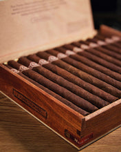 
                      
                        Load image into Gallery viewer, Padron Churchill Maduro
                      
                    