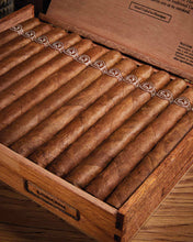 
                      
                        Load image into Gallery viewer, Padron Churchill Natural
                      
                    