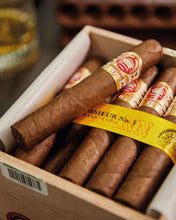 
                      
                        Load image into Gallery viewer, H. Upmann Connoisseur No. 2
                      
                    