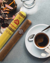 
                      
                        Load image into Gallery viewer, Montecristo Petit Tubos
                      
                    