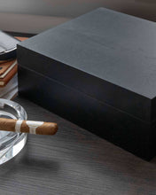 
                      
                        Load image into Gallery viewer, Zino Z60 Humidor (50 - 60 Cigars)
                      
                    