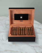 
                      
                        Load image into Gallery viewer, Zino Z60 Humidor (50 - 60 Cigars)
                      
                    