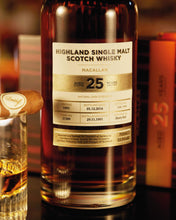 
                      
                        Load image into Gallery viewer, Macallan 25 Year Old 1991 Davidoff of Geneva Exclusive
                      
                    