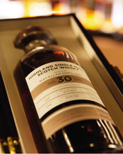 
                      
                        Load image into Gallery viewer, Macallan 30 Years Old 1989 Davidoff of Geneva Exclusive
                      
                    