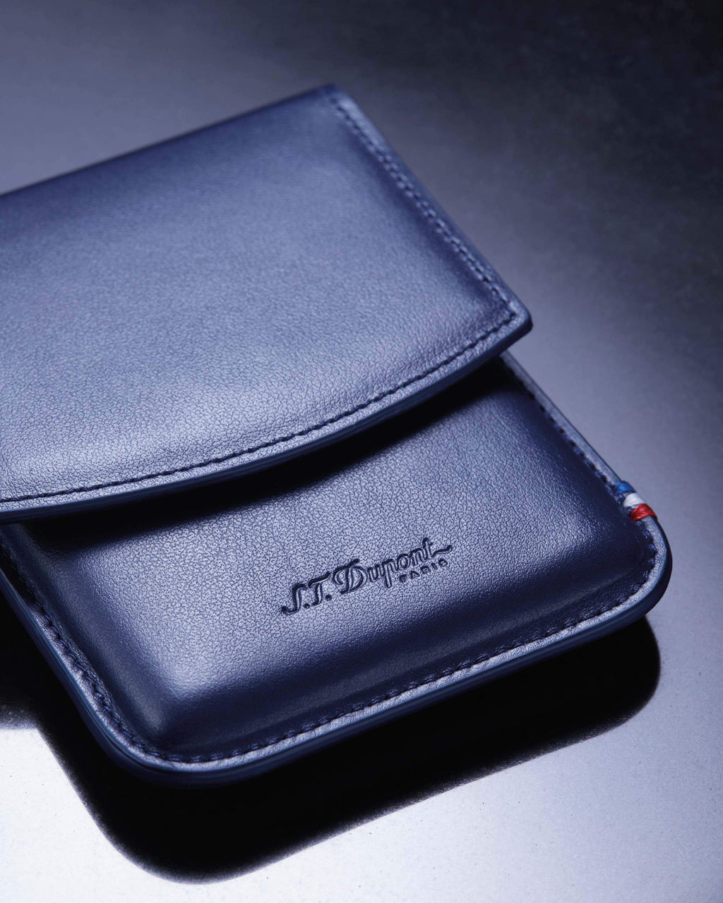 S.T.デュポン　エレガントな漆器のヒュミドール- 2007 年限定版 - S.T.デュポンエレガントな漆器のヒュミドール- 2007 年限定版 -