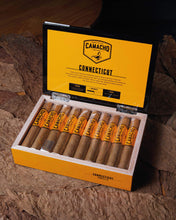 
                      
                        Load image into Gallery viewer, Camacho Connecticut Robusto
                      
                    