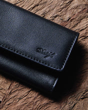 
                      
                        Load image into Gallery viewer, Davidoff TD 700 Black Leather Tobacco Pouch
                      
                    