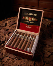 
                      
                        Load image into Gallery viewer, Alec Bradley The Lineage Family Blend 665
                      
                    