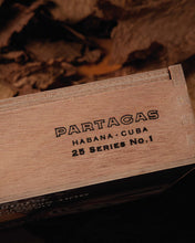 
                      
                        画像をギャラリービューアに読み込む, Partagas Serie No. 1 Edición Limitada 2017
                      
                    